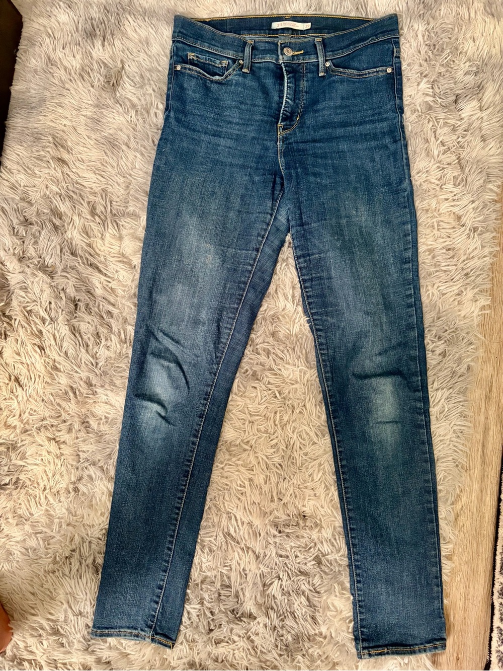 Levi’s 311 Shaping Skinny - Dark Wash Size 29 Women’s